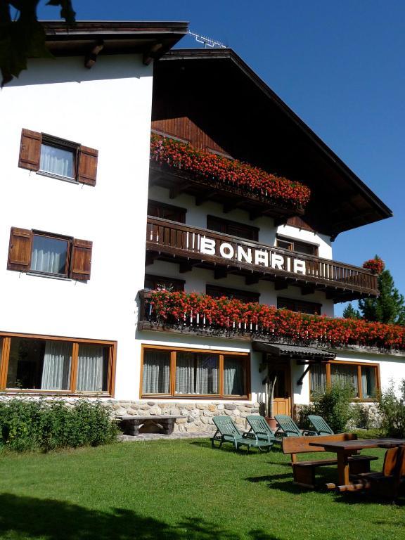 Aparthotel Garni Bonaria Kurfar Exterior foto