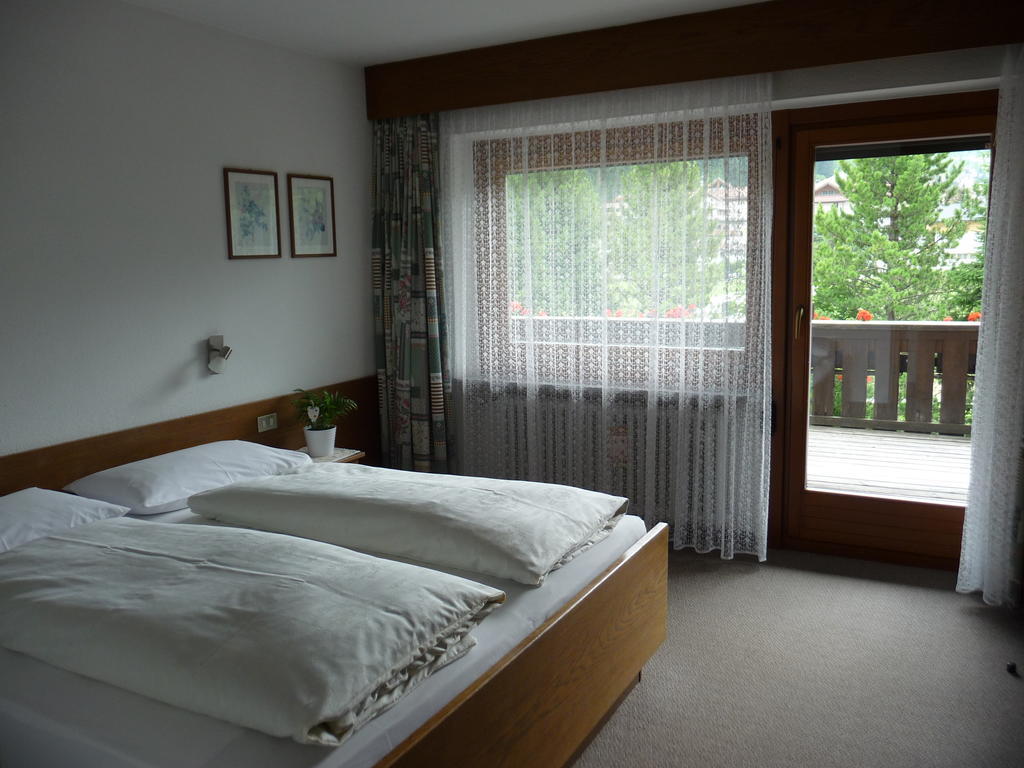 Aparthotel Garni Bonaria Kurfar Exterior foto