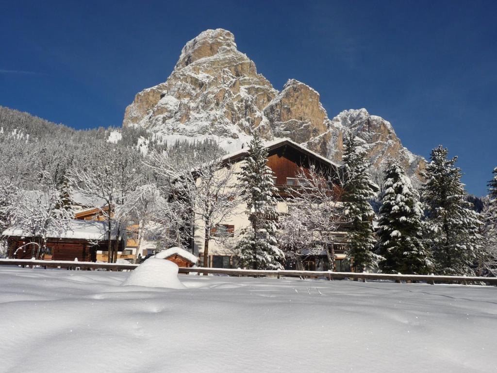 Aparthotel Garni Bonaria Kurfar Exterior foto