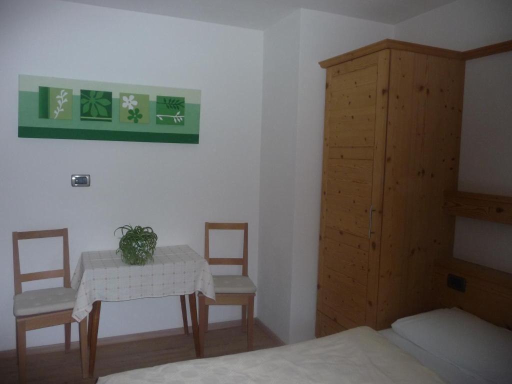 Aparthotel Garni Bonaria Kurfar Zimmer foto